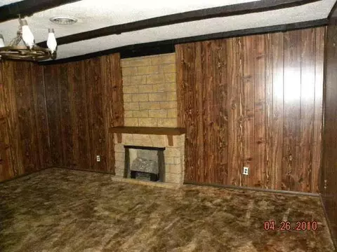 2722 E Pine Ave, Enid, OK 73701 photo 4