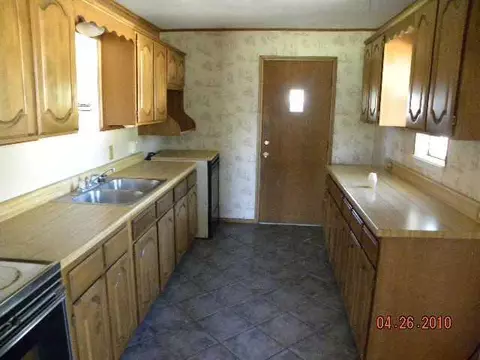 2722 E Pine Ave, Enid, OK 73701 photo 3