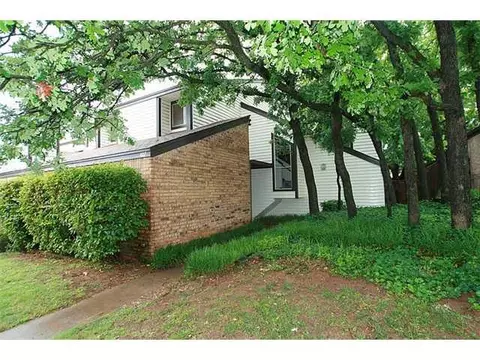 407 Timberwind Rd, Edmond, OK 73034 photo 1