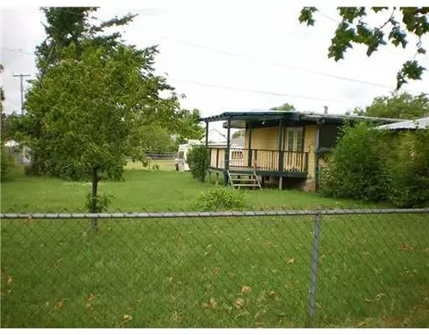 702 W Apache St, Purcell, OK 73080 photo 3