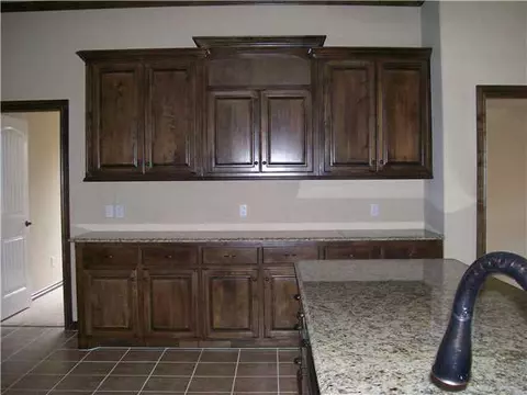 1700 Dorothy, Moore, OK 73170 photo 3