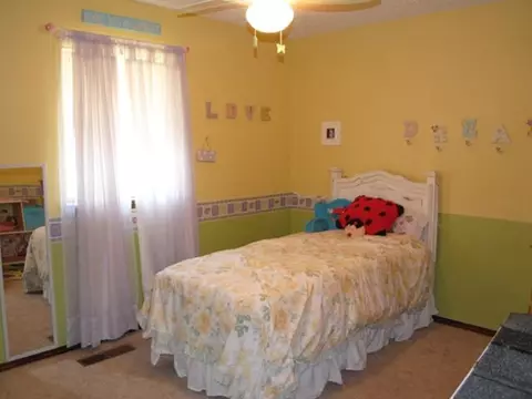 405 Mockingbird Ln, Tuttle, OK 73089 photo 9