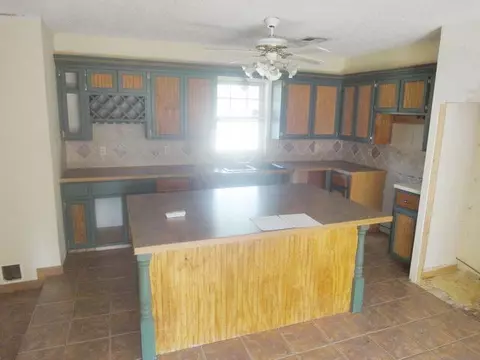300 Beacon Ave, Norman, OK 73071 photo 2