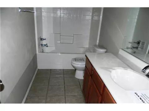 12357 SW 3rd St, Yukon, OK 73099 photo 2
