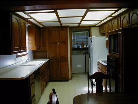 839 N Harrison St, Harrah, OK 73045 photo 2