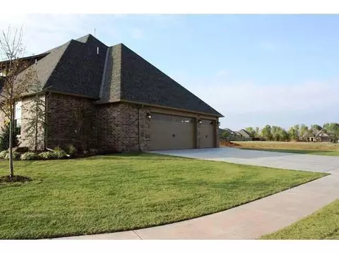 501 War Eagle, Yukon, OK 73099 photo 4