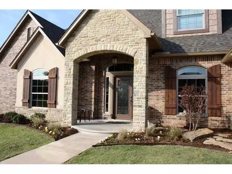 501 War Eagle, Yukon, OK 73099 photo 1