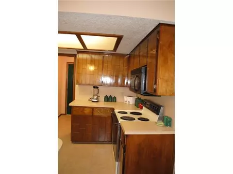 208 Loch Loop, Yukon, OK 73099 photo 6