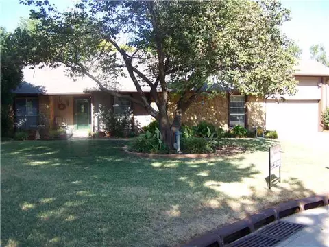 208 Loch Loop, Yukon, OK 73099 photo 1