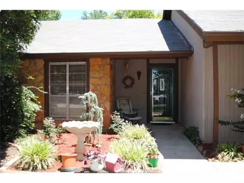 208 Loch Loop, Yukon, OK 73099 photo 2
