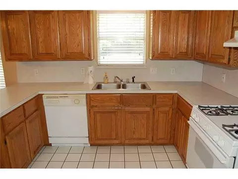 416 Crest Pl, Norman, OK 73071 photo 6