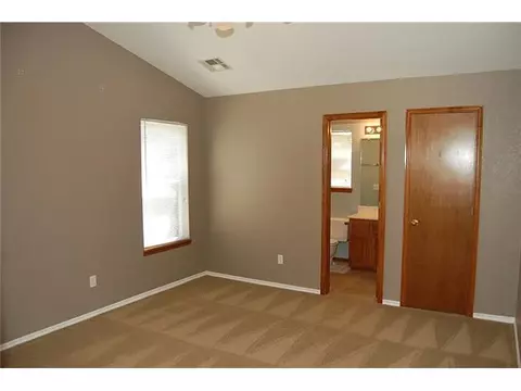 416 Crest Pl, Norman, OK 73071 photo 10