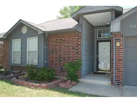 416 Crest Pl, Norman, OK 73071 photo 3