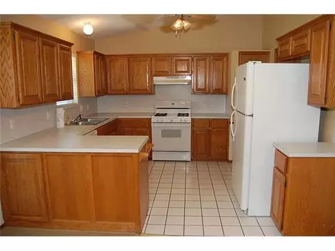 416 Crest Pl, Norman, OK 73071 photo 5