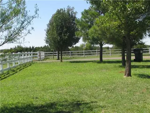 3850 E Seward Rd, Guthrie, OK 73044 photo 11