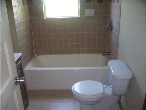 16 Adam, Harrah, OK 00000 photo 6