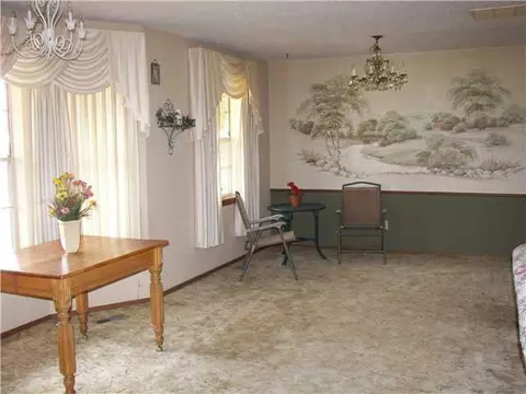 4012 N Riverside Dr, Bethany, OK 73008 photo 7