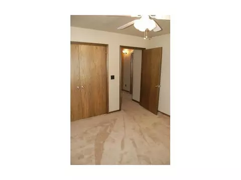 Undisclosed, Moore, OK 73160 photo 11