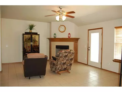 1929 County Road 1210, Tuttle, OK 73089 photo 3