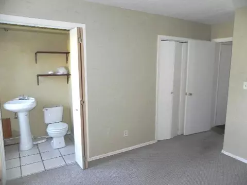 900 Ridgeway Dr, Moore, OK 73160 photo 8