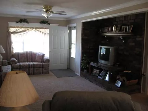 105 Terry Ln, Mcloud, OK 74851 photo 3