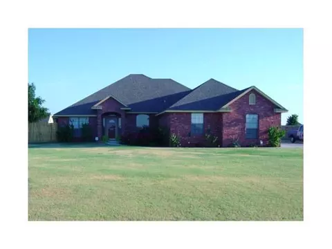4604 Shoreside Dr, Tuttle, OK 73089 photo 1