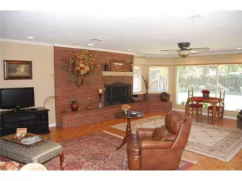 1504 Sunset Dr, Norman, OK 73069 photo 3