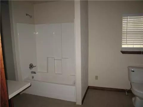 337 E Maple Rd, Washington, OK 73093 photo 6