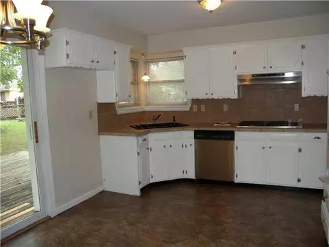 30 E 21st St, Edmond, OK 73013 photo 5