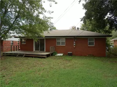 30 E 21st St, Edmond, OK 73013 photo 2