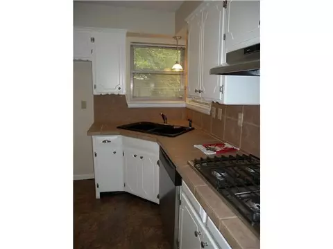 30 E 21st St, Edmond, OK 73013 photo 6