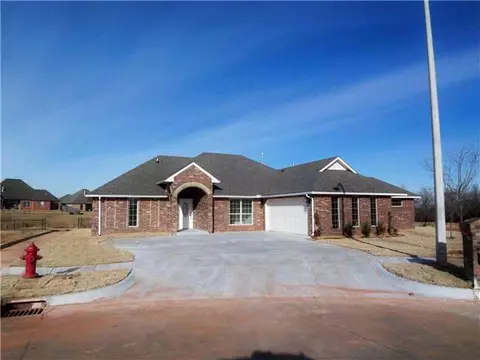 204 Summit Crest Ln, Norman, OK 73071 photo 1