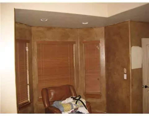 910 S Sara Rd, Tuttle, OK 73089 photo 13