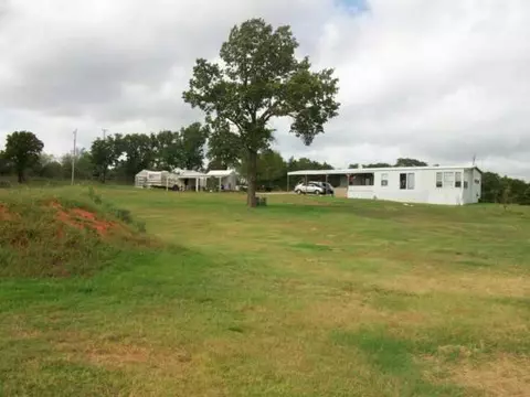 12304 S Dobbs Rd, Mcloud, OK 74851 photo 6