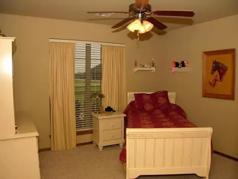 1611 Excaliber, Tuttle, OK 73089 photo 15