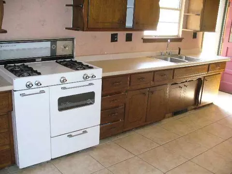 1801 E Springer Ave, Guthrie, OK 73044 photo 3