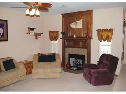6904 Lewis Ln, Tuttle, OK 73089 photo 3