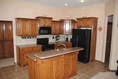 6904 Lewis Ln, Tuttle, OK 73089 photo 4