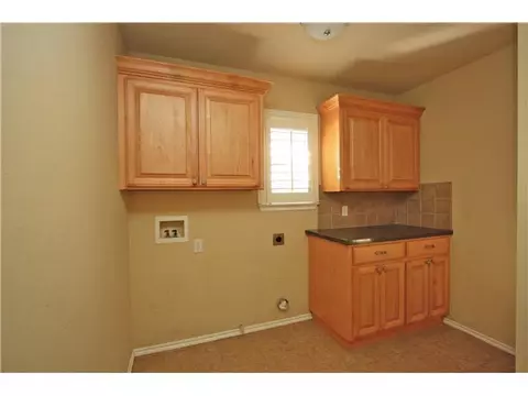 1802 Riviera, Tuttle, OK 73089 photo 17