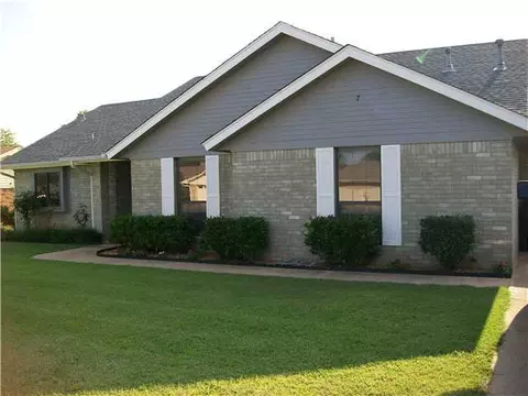 7 Forrest Rd, Guthrie, OK 73044 photo 2