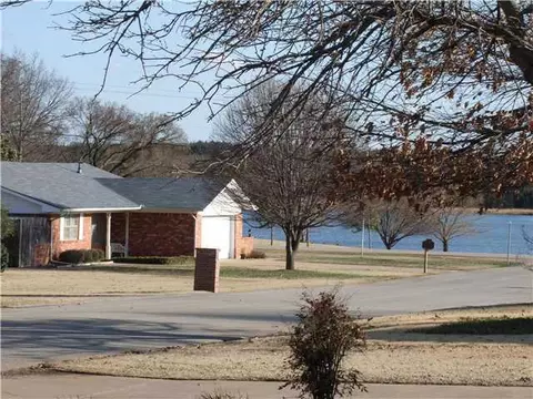 7 Forrest Rd, Guthrie, OK 73044 photo 5