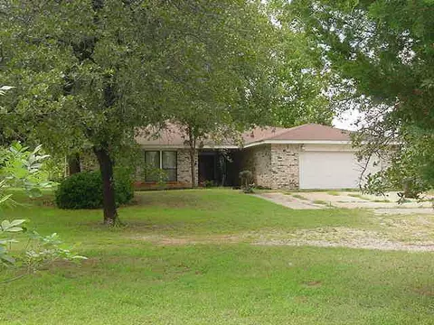 8 Horseshoe Ln, Mcloud, OK 74851 photo 1