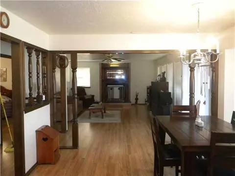 8 Horseshoe Ln, Mcloud, OK 74851 photo 5