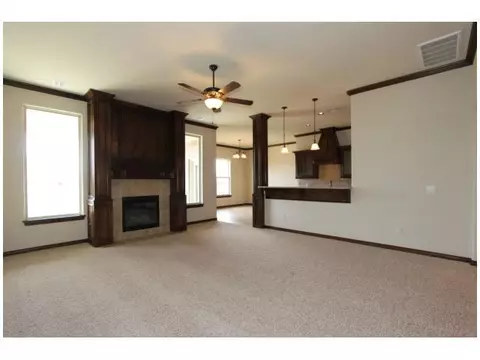1109 Ryan Rd, Moore, OK 73160 photo 3