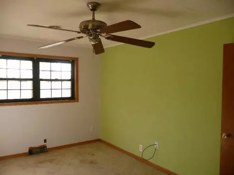 1118 E 8th, Cushing, OK 74023 photo 15