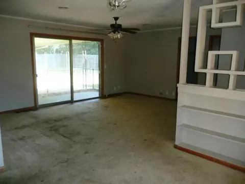 1118 E 8th, Cushing, OK 74023 photo 7