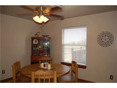 6913 Lewis Ln, Tuttle, OK 73089 photo 8