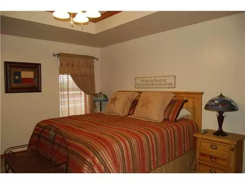 6913 Lewis Ln, Tuttle, OK 73089 photo 9