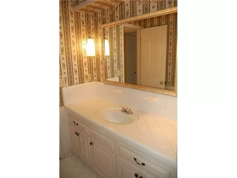 417 Thorton Dr, Norman, OK 73069 photo 8