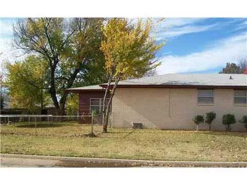 236 E 29, Edmond, OK 73013 photo 3